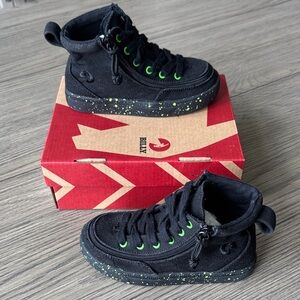 BILLY Footwear 💚 Classic Lace High Top Sneaker
